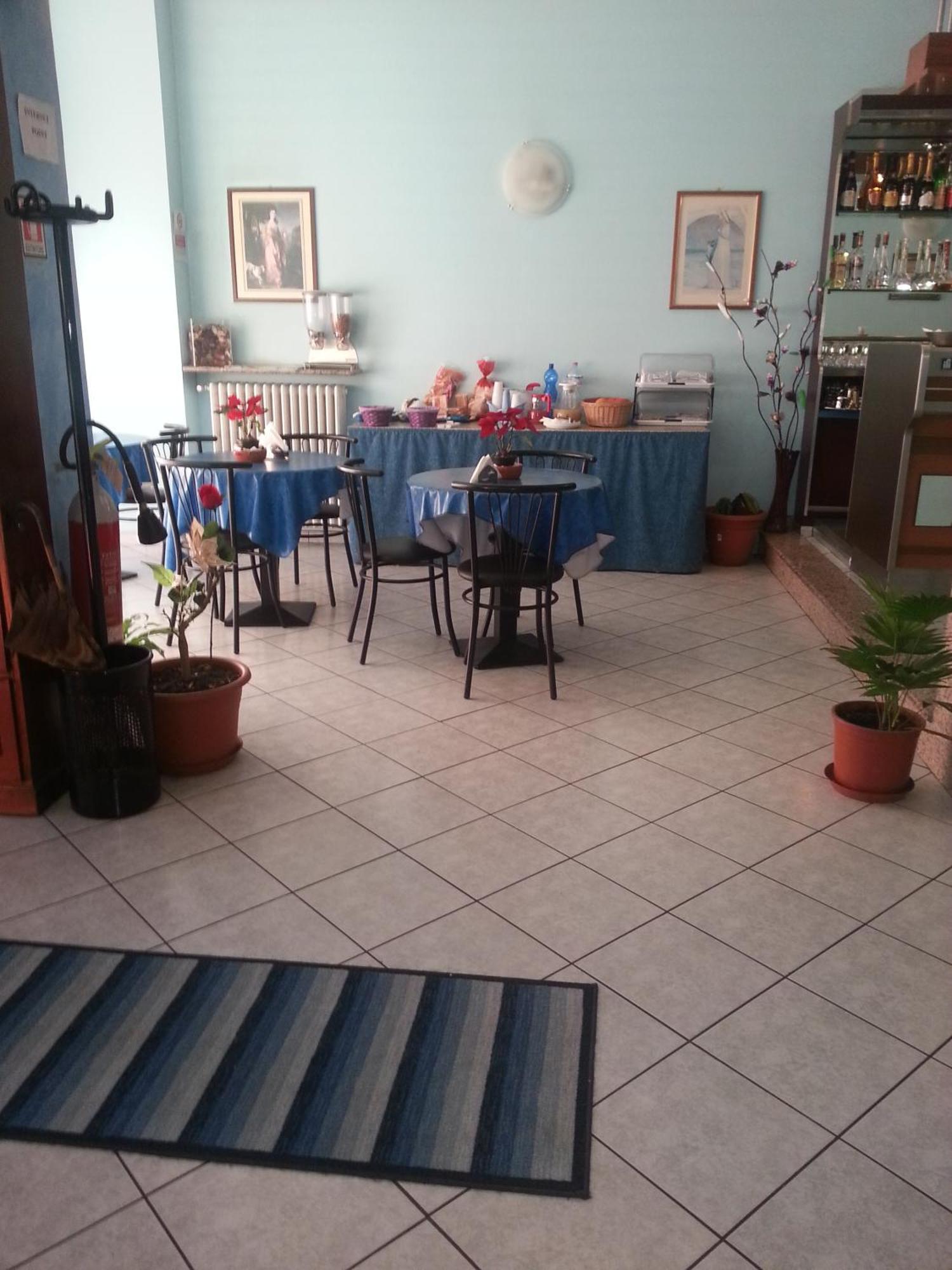 Hotel Lombardia Seveso Kültér fotó