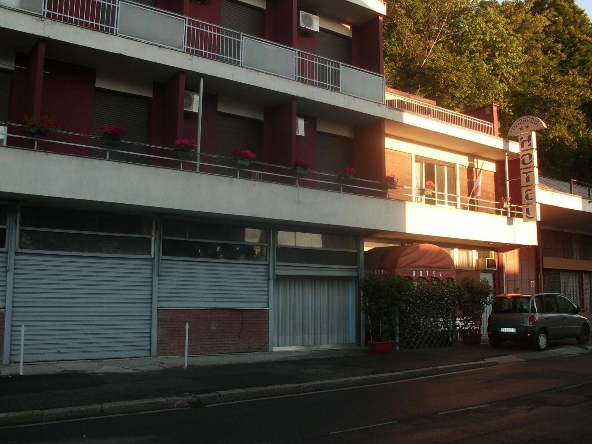 Hotel Lombardia Seveso Kültér fotó