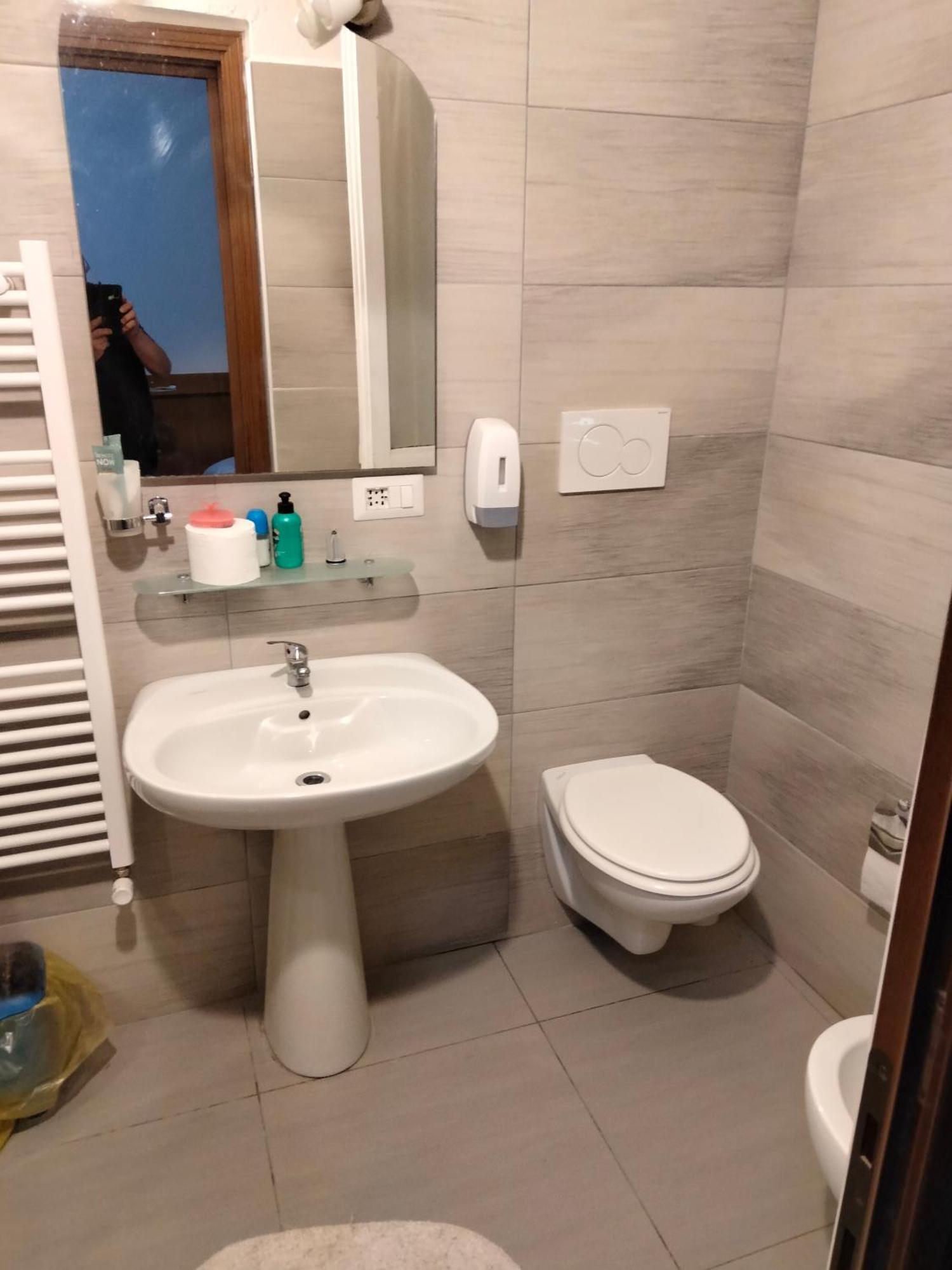 Hotel Lombardia Seveso Kültér fotó