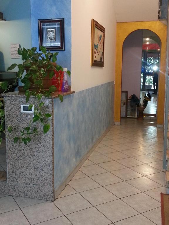 Hotel Lombardia Seveso Szoba fotó