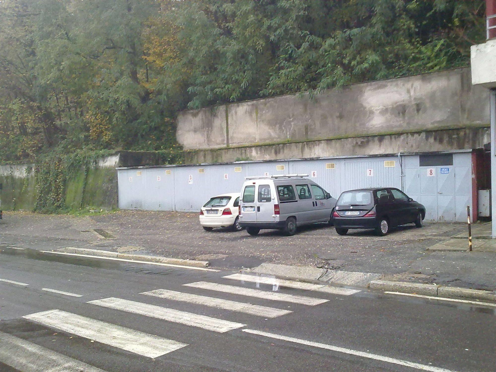 Hotel Lombardia Seveso Kültér fotó